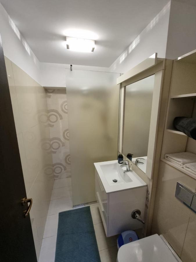 Oana Luxury Home Bukares Bagian luar foto
