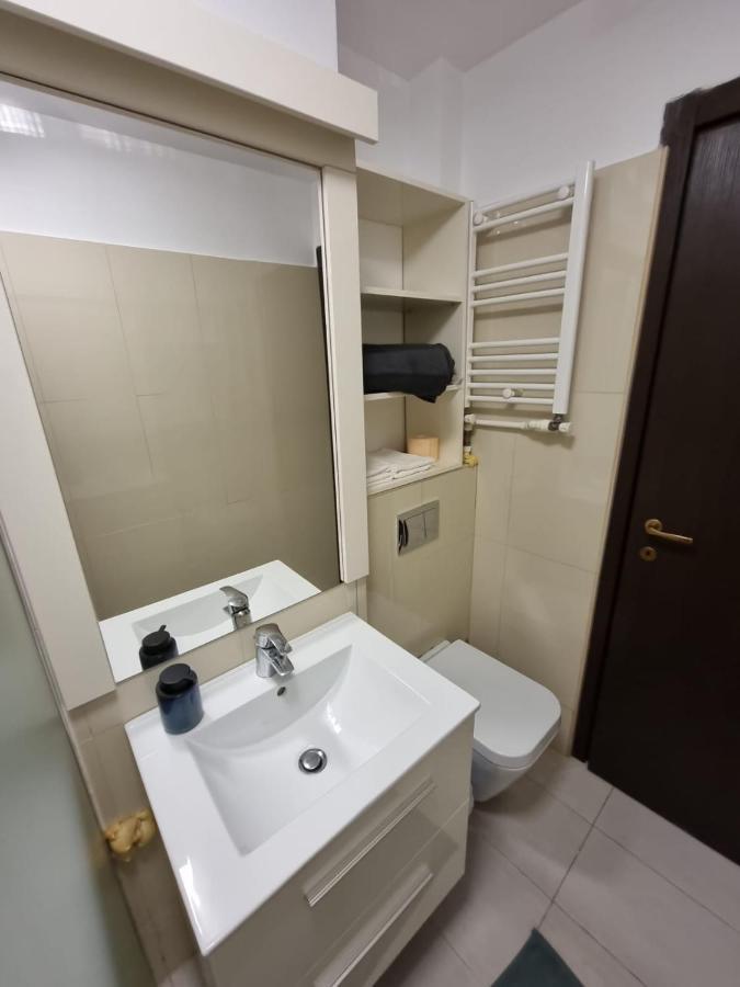 Oana Luxury Home Bukares Bagian luar foto